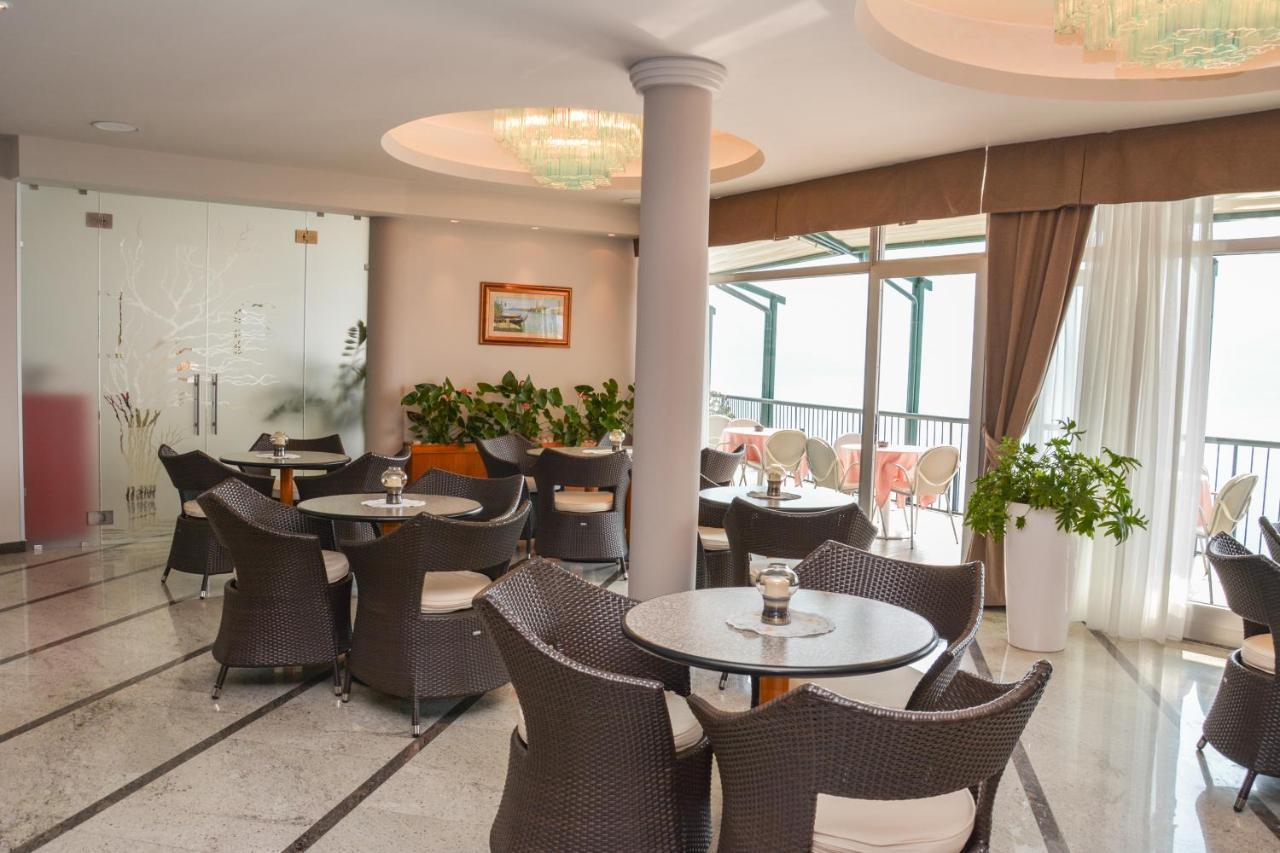 Hotel Astor Limone sul Garda Dış mekan fotoğraf