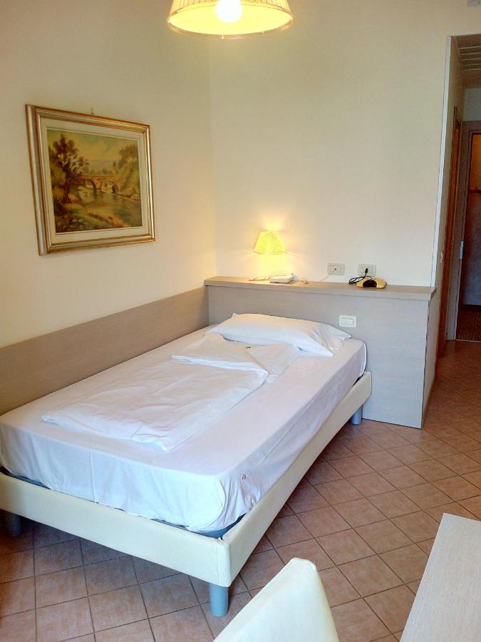 Hotel Astor Limone sul Garda Dış mekan fotoğraf
