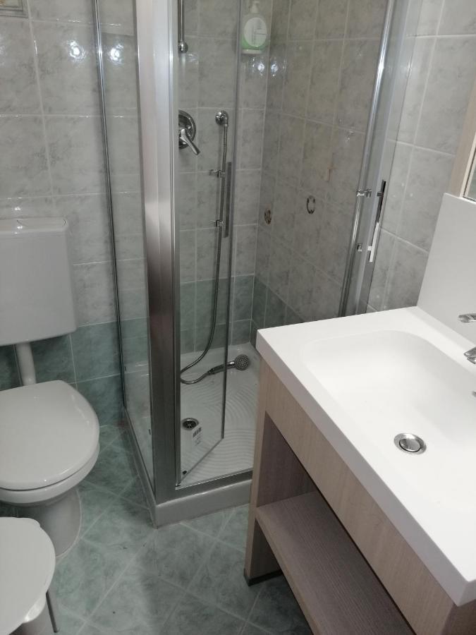 Hotel Astor Limone sul Garda Dış mekan fotoğraf