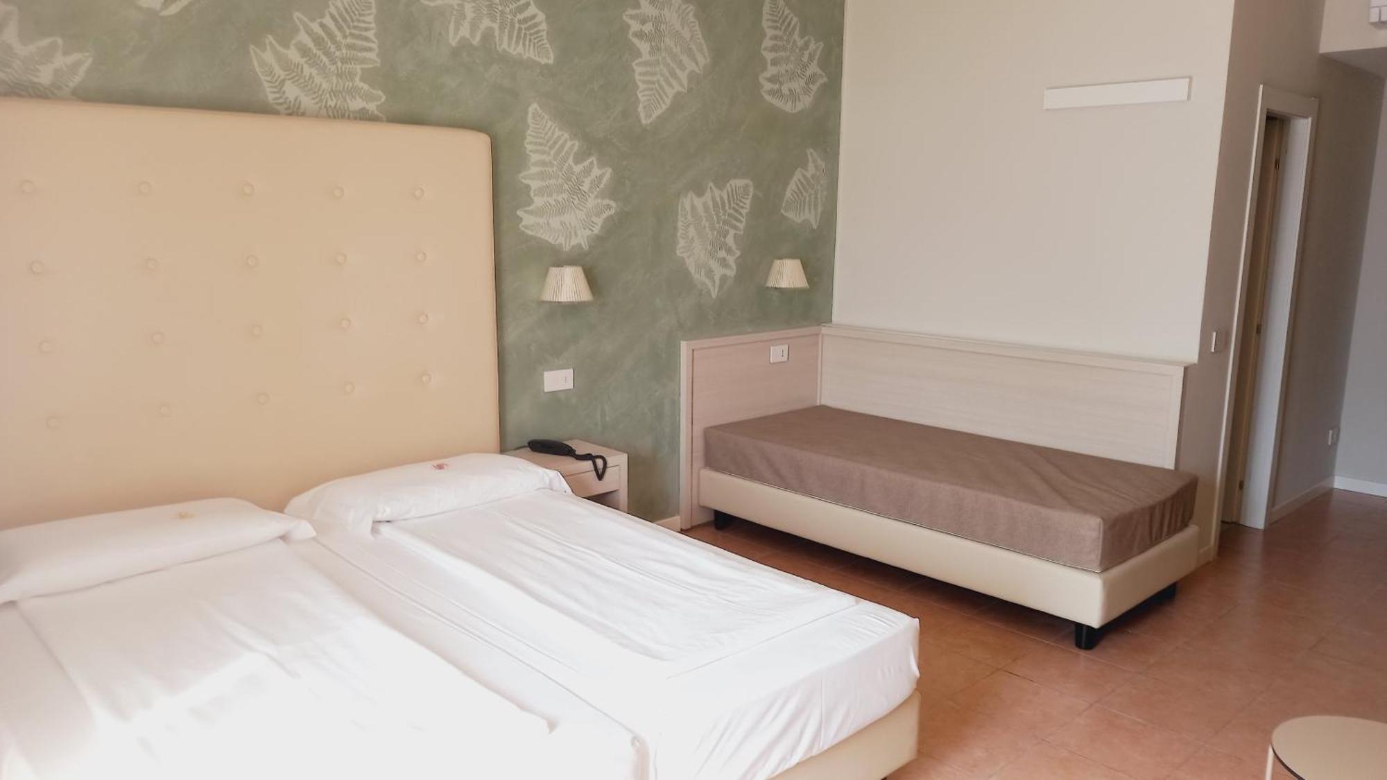 Hotel Astor Limone sul Garda Dış mekan fotoğraf