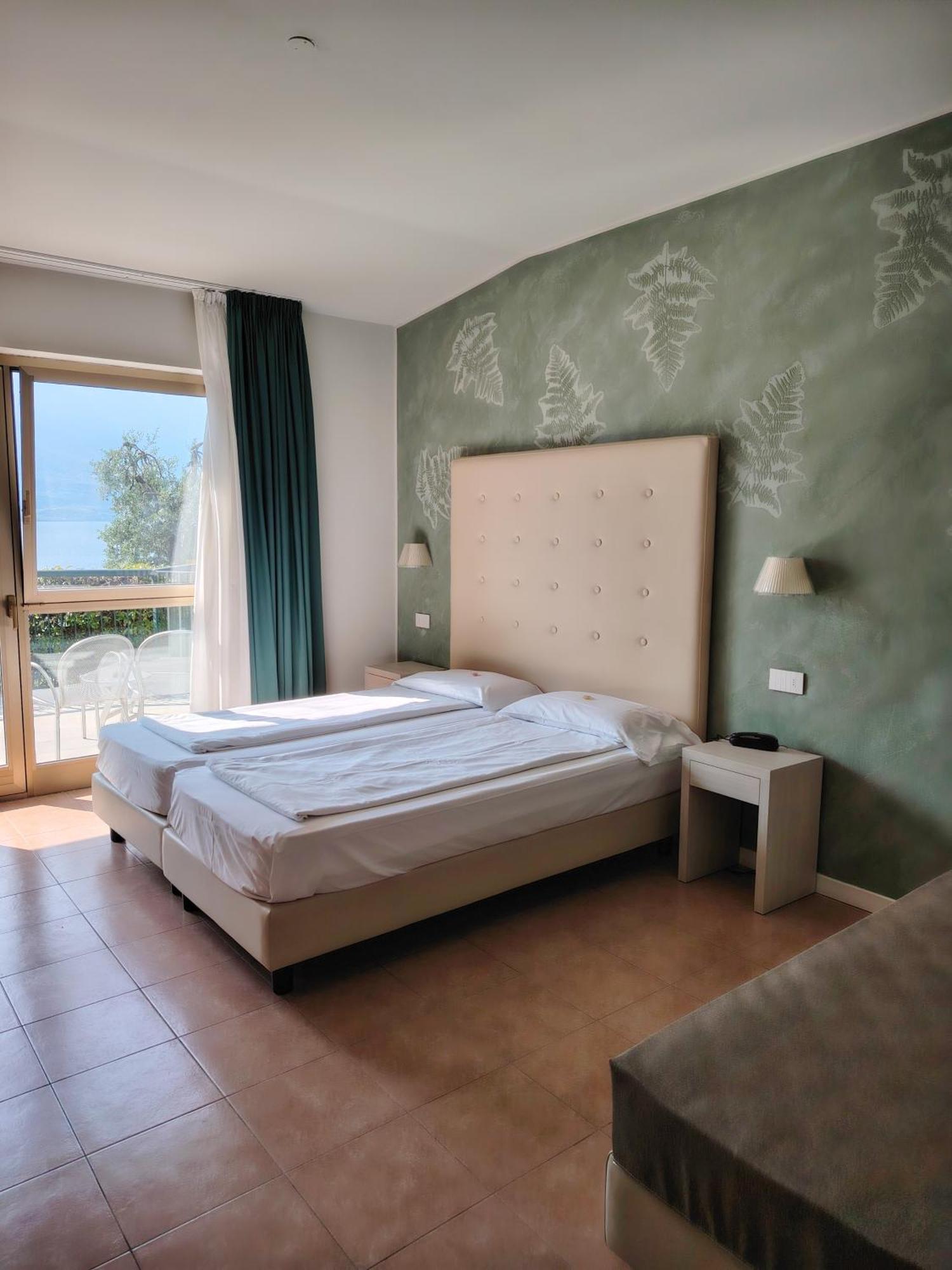 Hotel Astor Limone sul Garda Dış mekan fotoğraf