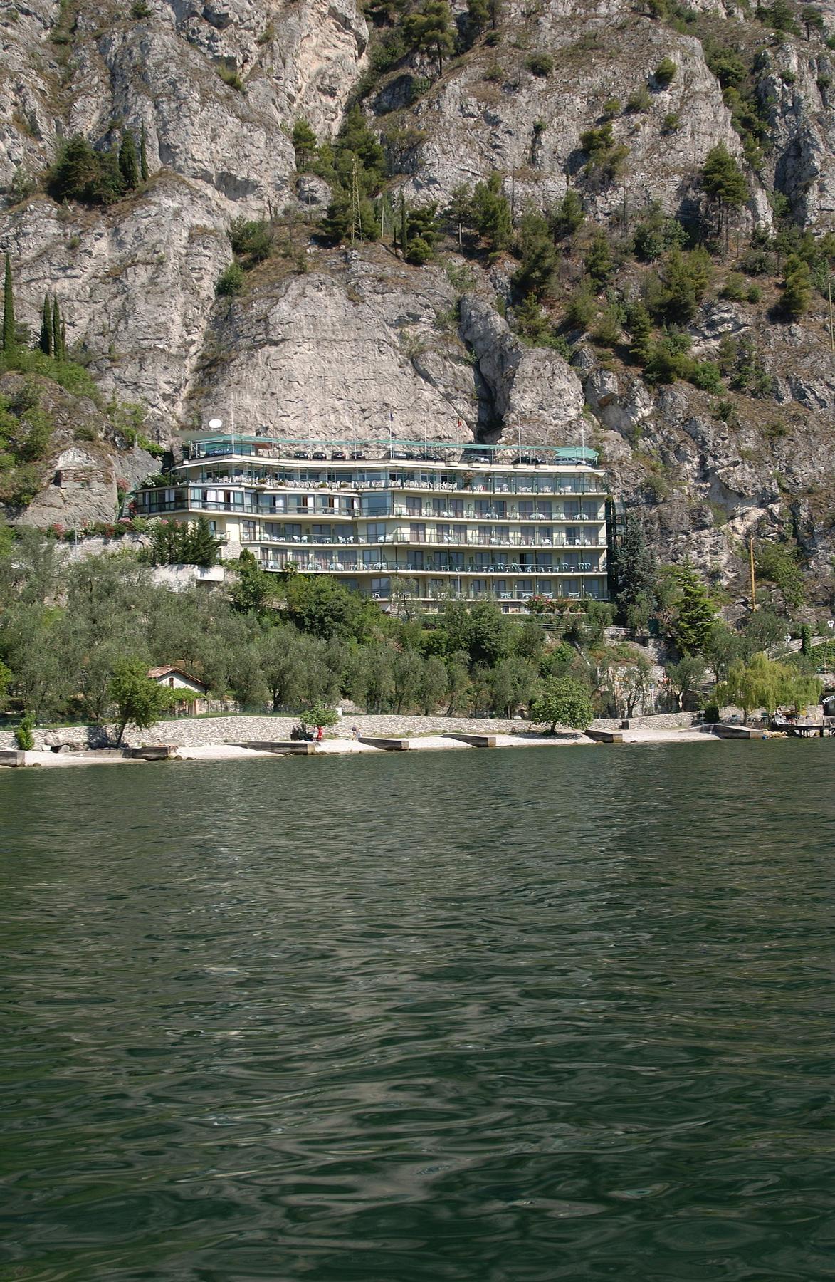 Hotel Astor Limone sul Garda Dış mekan fotoğraf